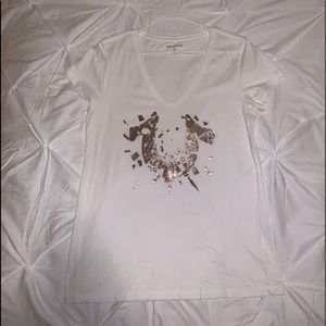 Women’s true Religion shirt
